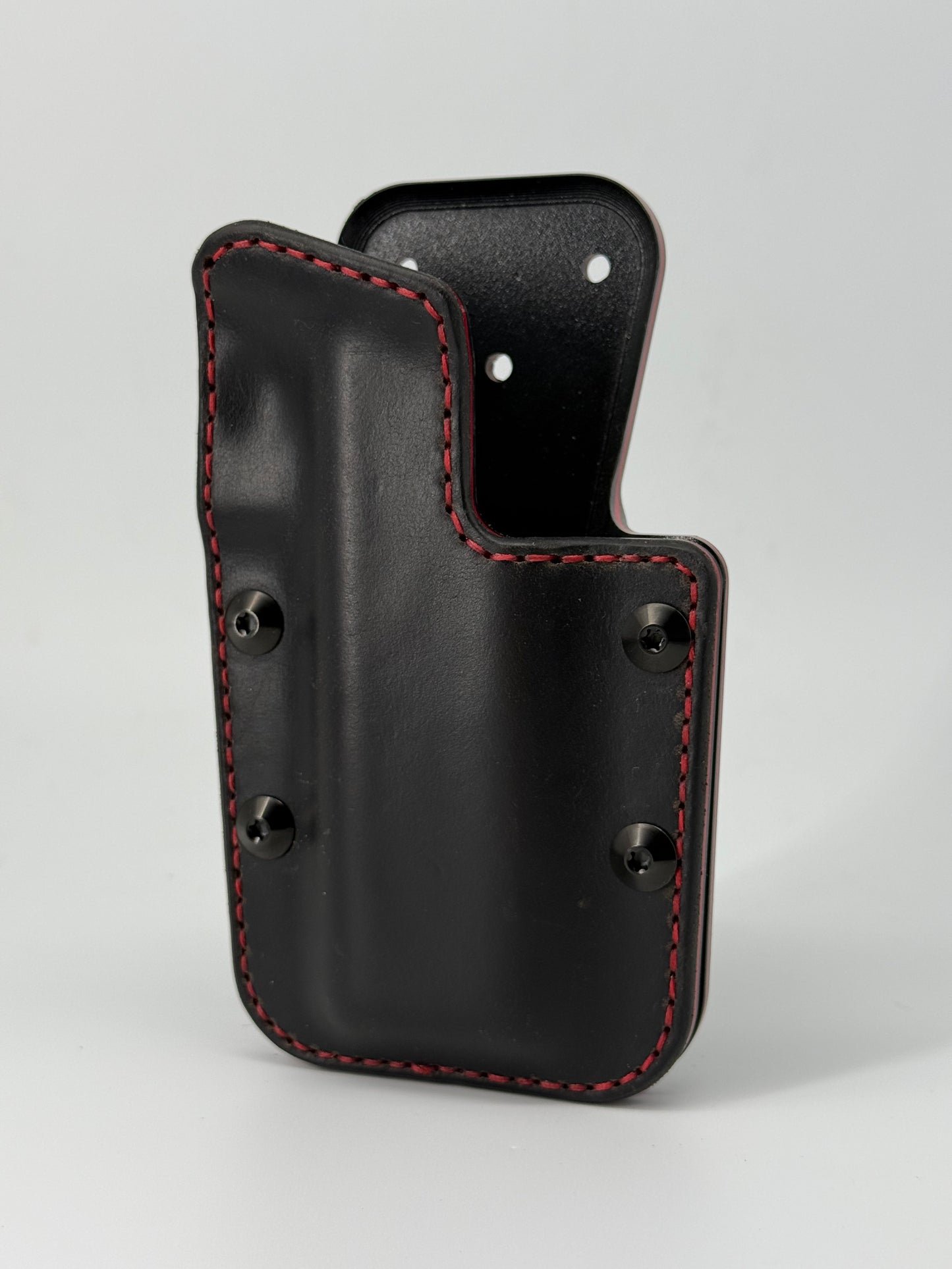 Kobura Genesis - Black & Red - Leather