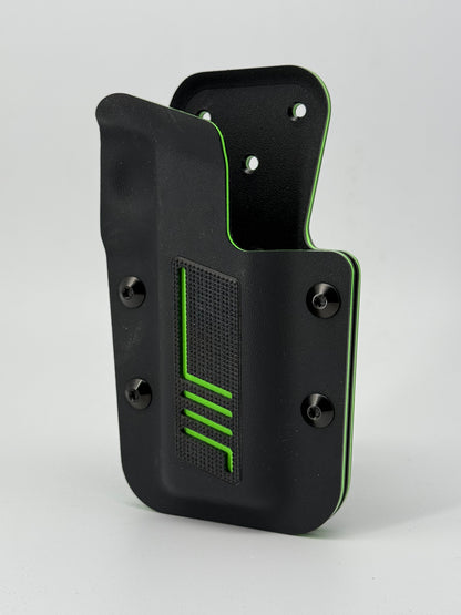 Kobura Genesis - Black & Green. G10 inlay (Zig)
